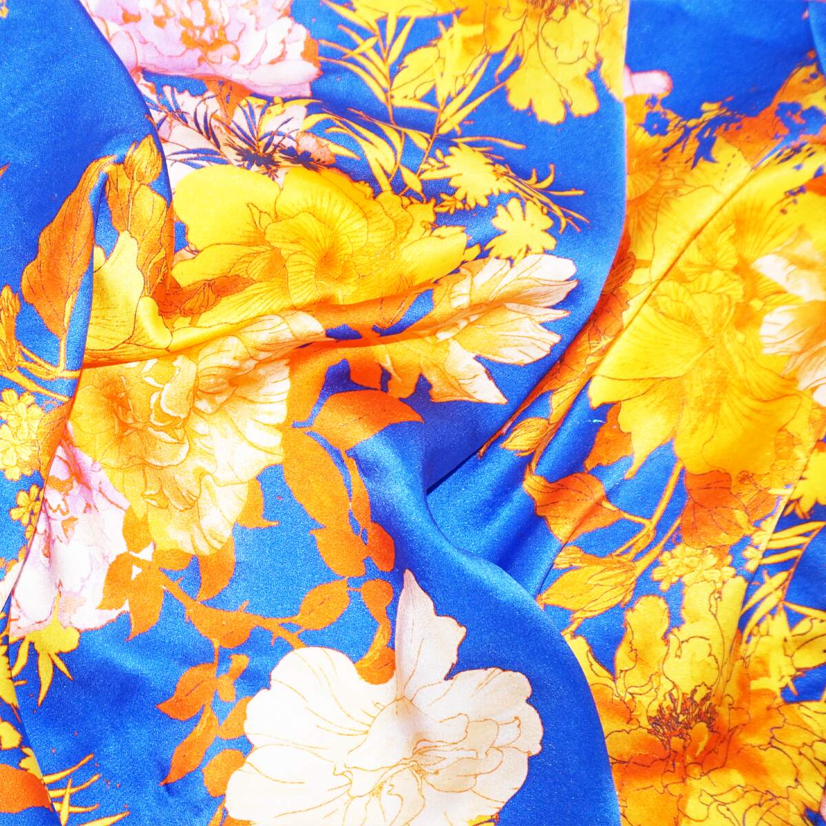 A Splash of Tropical Charm