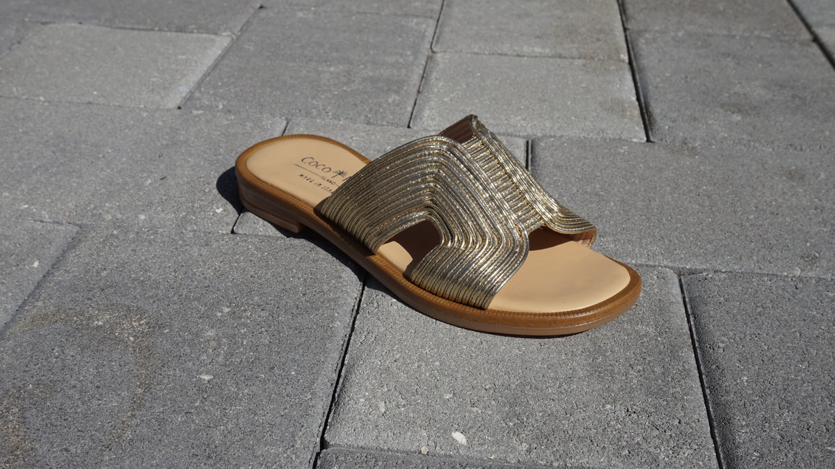 Nicoletta Slides, Gold